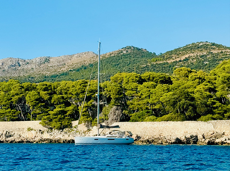 Elaphiti islands cruise sailing boat